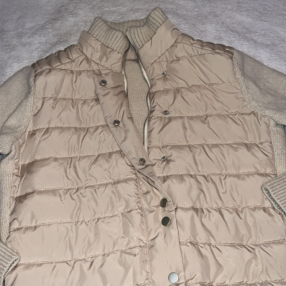 Cute jacket! - Picture 2 of 3